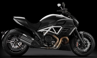 Ducati Diavel (2013) Diavel AMG SE